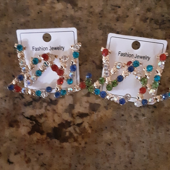 Earrings - Picture 8 of 8